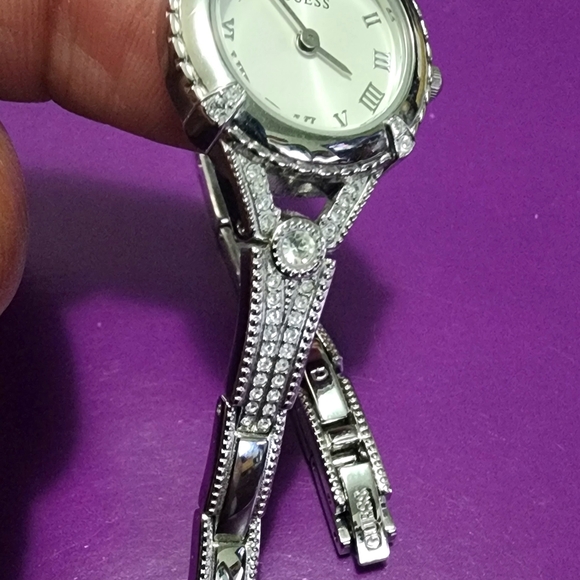 Guess Women's Watch Missing Pin - Picture 3 of 6